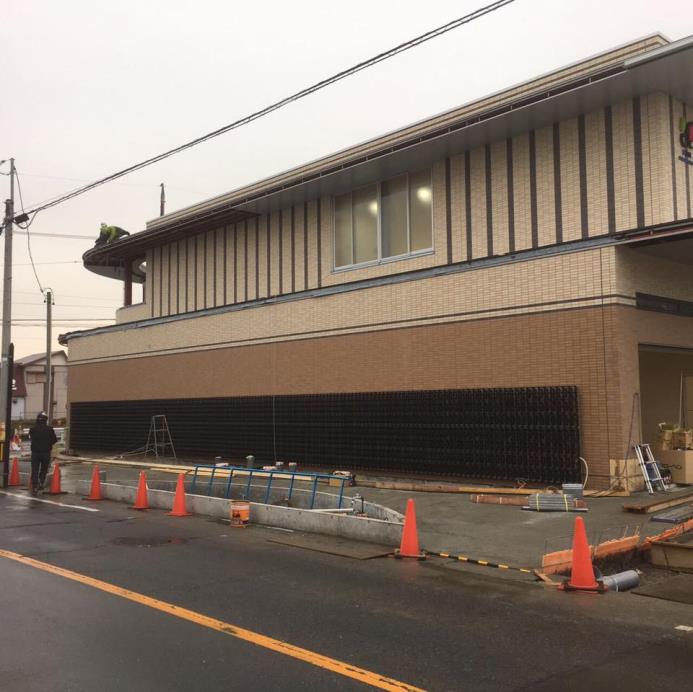 壁面緑化 【 屋外:カセット式壁面パネル使用 】60の施工写真2