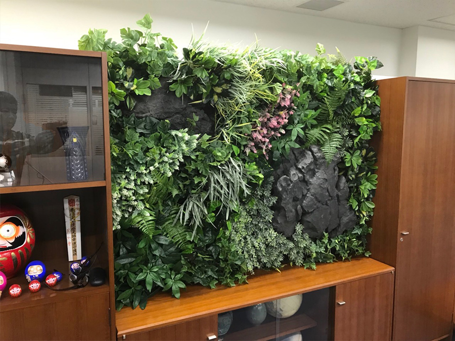 造花壁面緑化【Decopla使用】7の施工写真