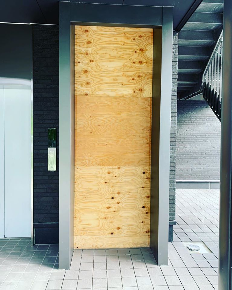 造花壁面緑化【Decopla使用】 44の施工写真2
