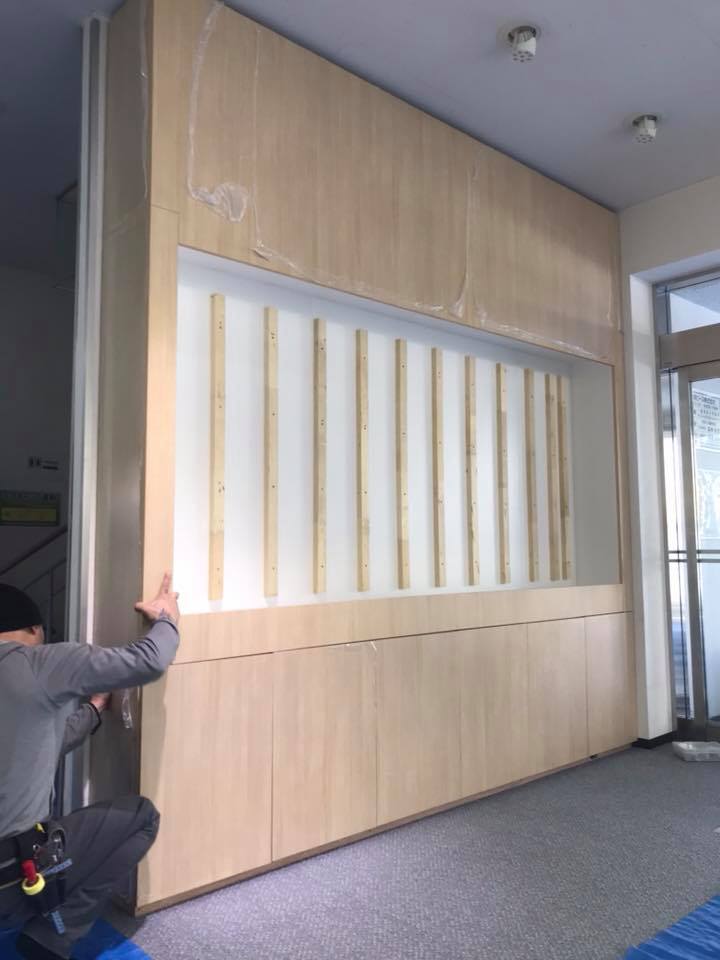 壁面緑化 【 屋内:プラティコ式壁面緑化パネル使用 】 136の施工写真2