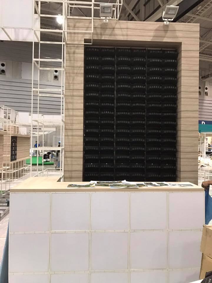 壁面緑化 【 屋内:プラティコ式壁面緑化パネル使用 】 142の施工写真2