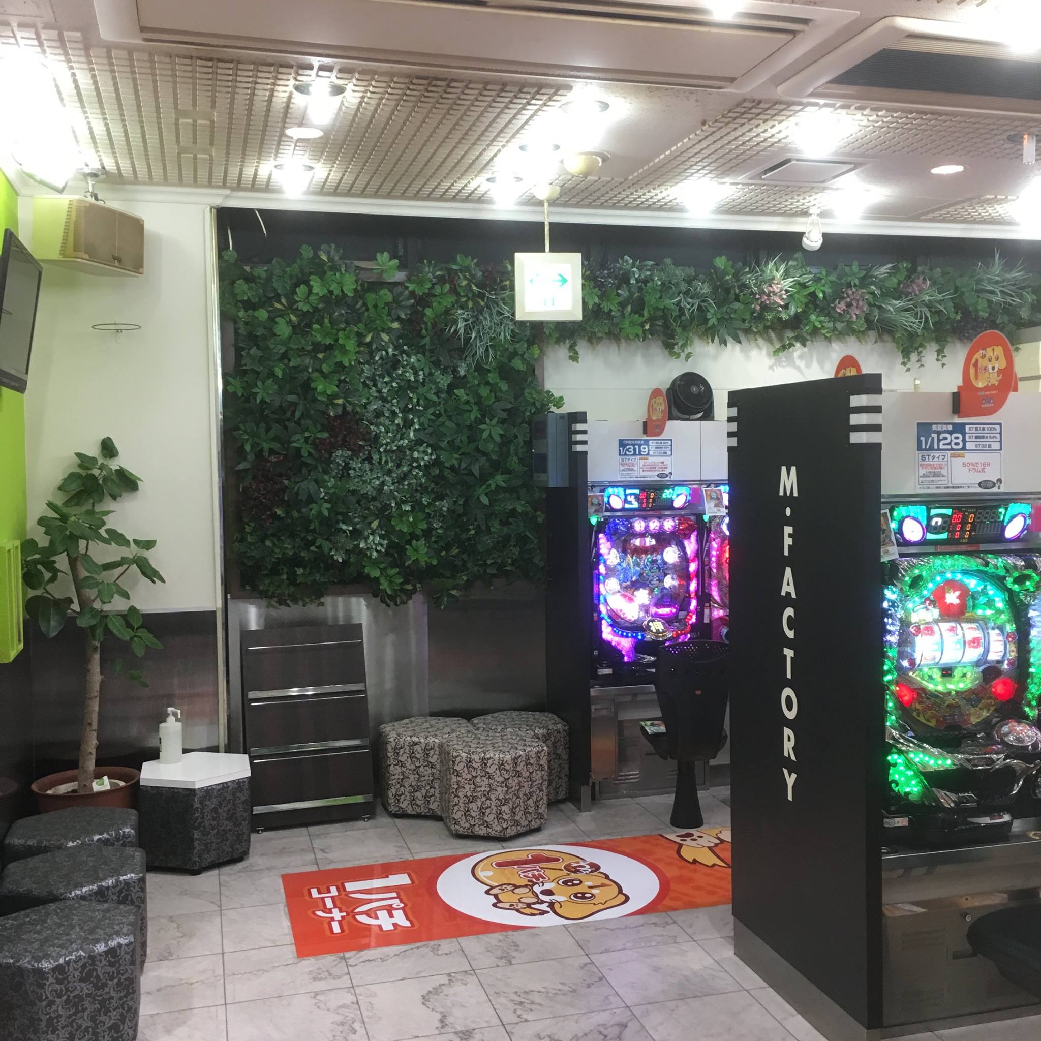 造花壁面緑化【Decopla使用】87の施工写真3