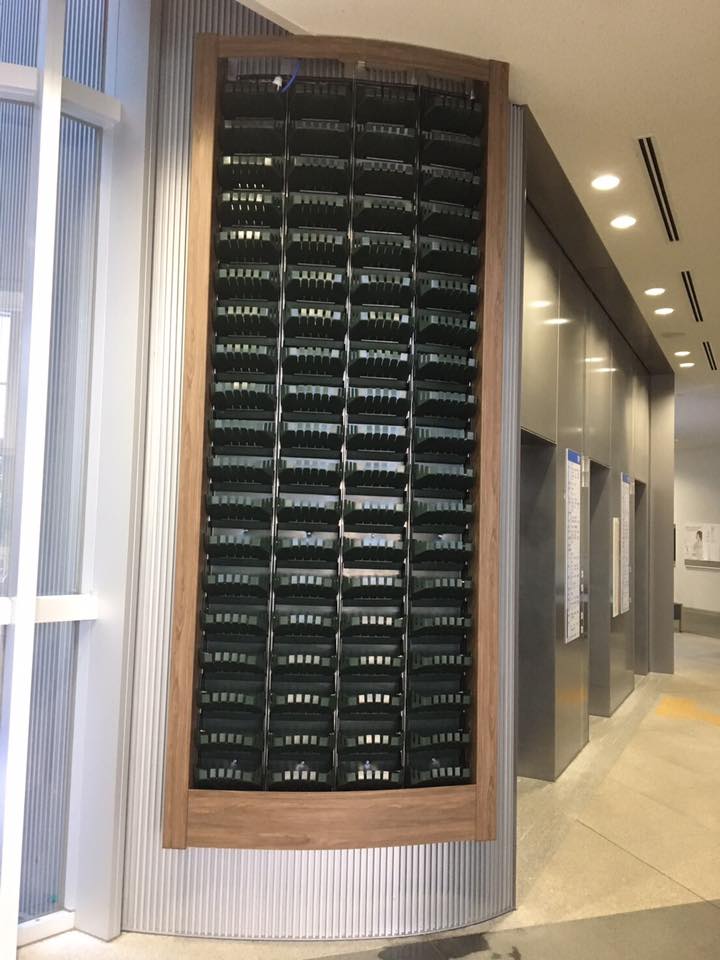 壁面緑化 【 屋内:プラティコ式壁面緑化パネル使用 】 150の施工写真5
