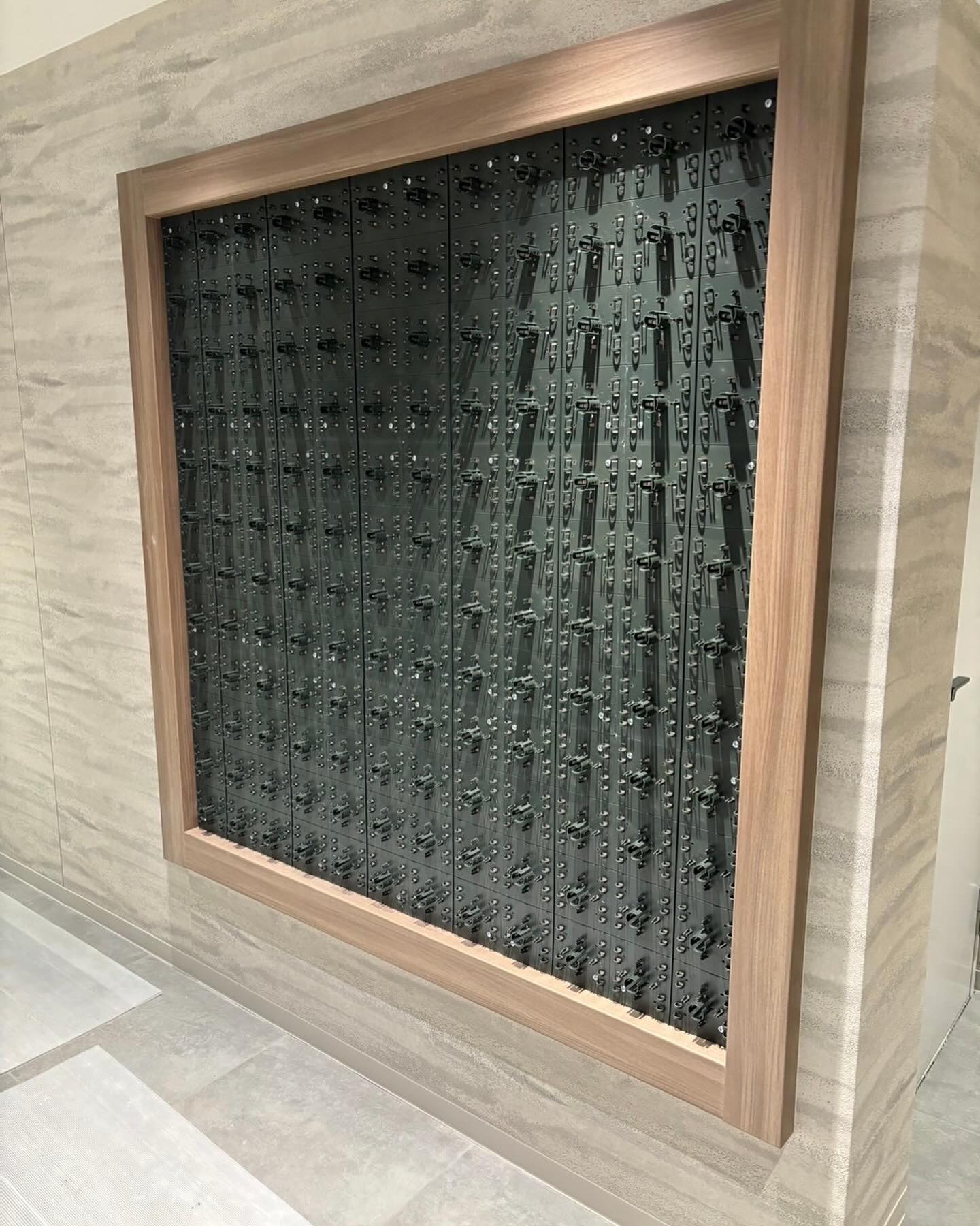 造花壁面緑化【Decopla使用】149の施工写真4