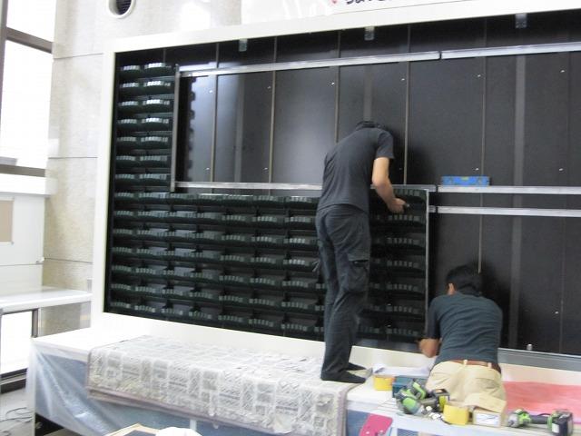 壁面緑化 【 屋内:プラティコ式壁面緑化パネル使用 】 6の施工写真5