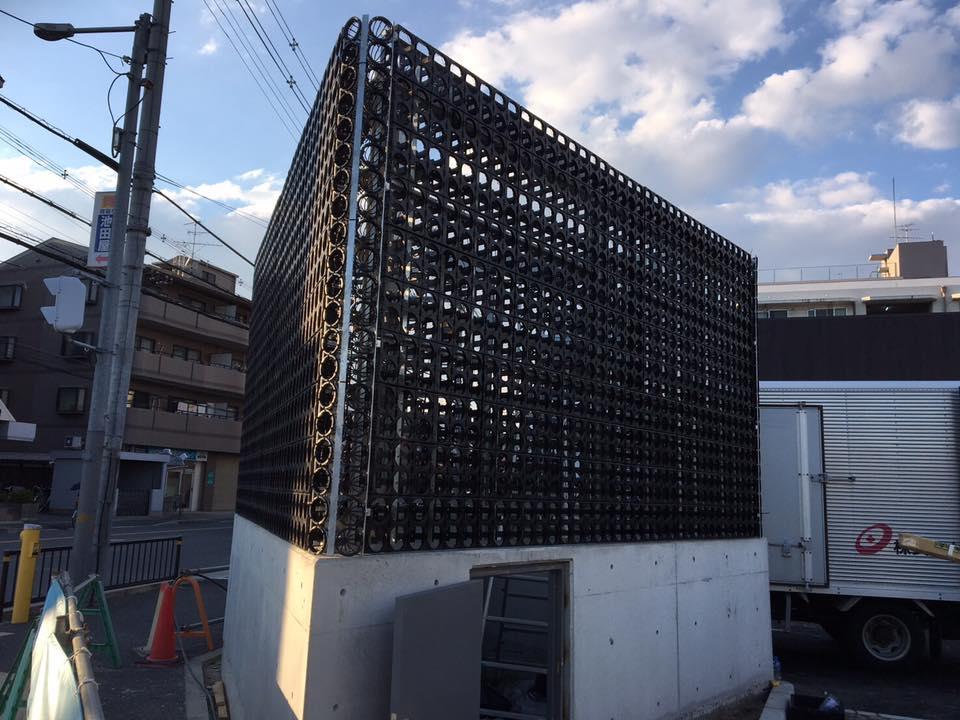 壁面緑化 【 屋外:カセット式壁面パネル使用 】 12の施工写真3